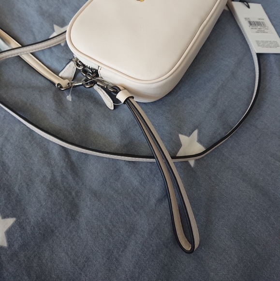 [New] Coach x 1941 Disney Mickey Crossbody Clutch - Picture 7 of 15